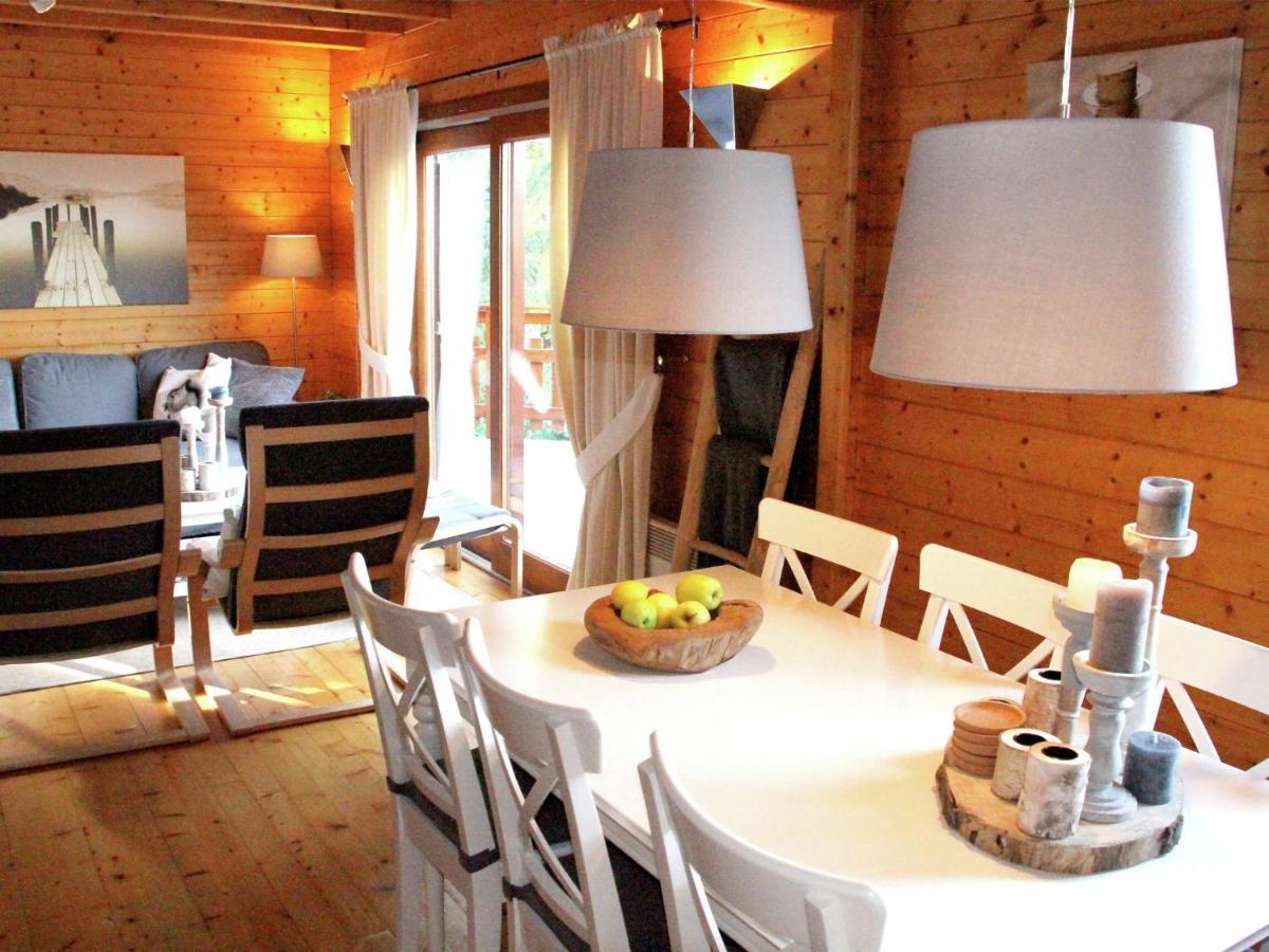Cozy Holiday Home near Lake in Beaulieu Buitenkant foto
