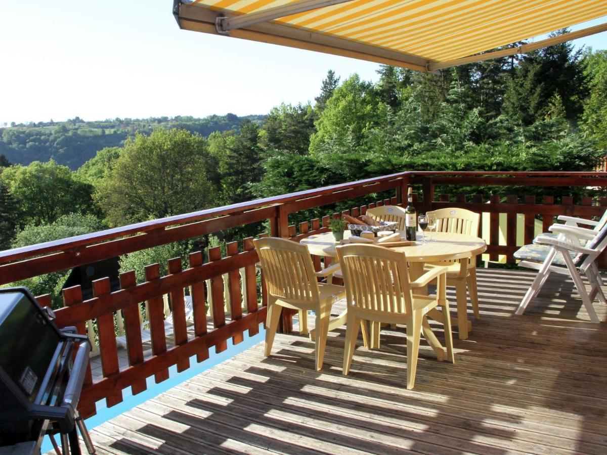Cozy Holiday Home near Lake in Beaulieu Buitenkant foto