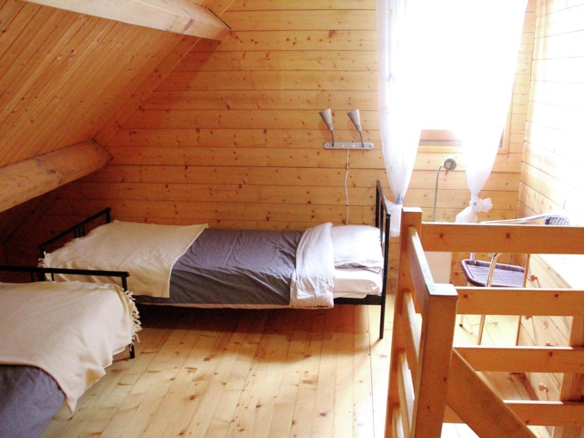 Cozy Holiday Home near Lake in Beaulieu Buitenkant foto