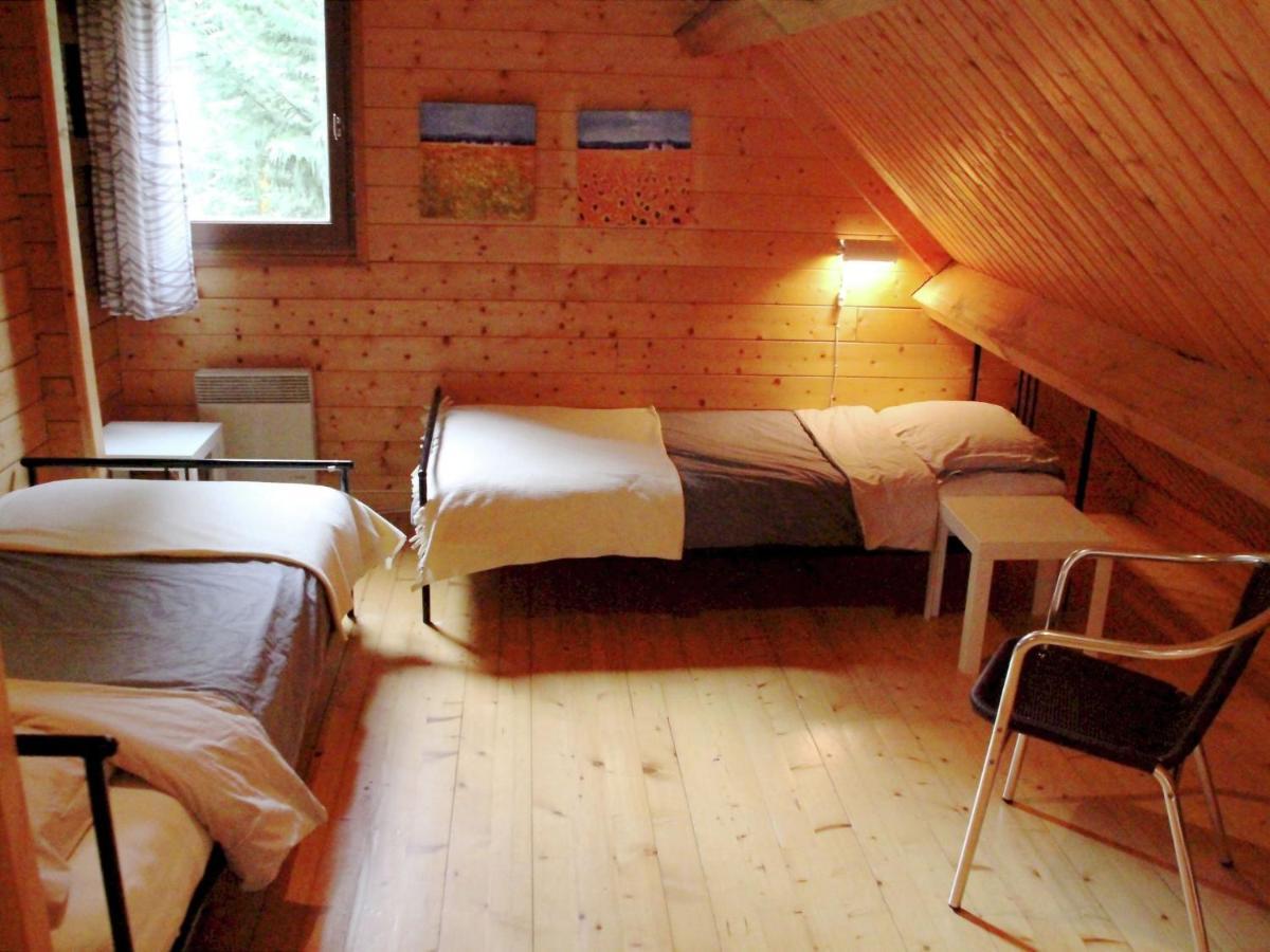 Cozy Holiday Home near Lake in Beaulieu Buitenkant foto